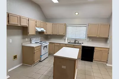 4629 Lincolnshire Drive, Grand Prairie, TX 75052 - Photo 19