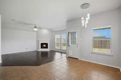 125 Meadow Crest Drive, Princeton, TX 75407 - Photo 13