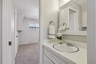 6306 Highgate Ln, Dallas, TX 75214 - Photo 19