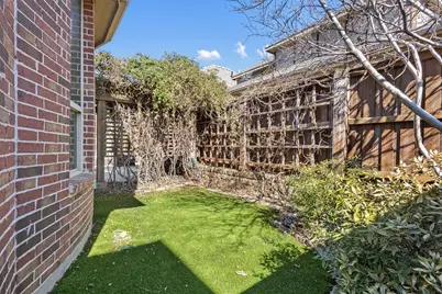 13648 Cobblestone Drive, Farmers Branch, TX 75244 - Photo 25