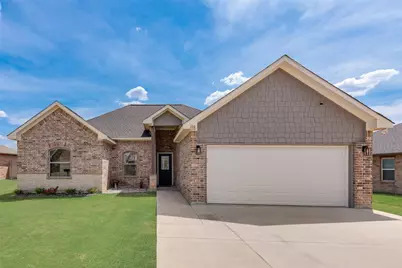 110 Springleaf Lane, Mabank, TX 75147 - Photo 1