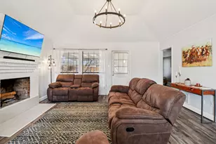 1202 N Sharpshire Dr, Waxahachie, TX 75165 - Photo 15