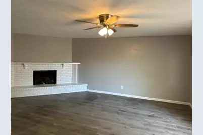 5204 Hendrix Drive, The Colony, TX 75056 - Photo 3