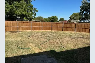 5204 Hendrix Drive, The Colony, TX 75056 - Photo 11