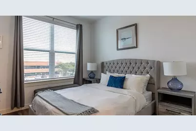 1000 Fort Worth Avenue #212, Dallas, TX 75208 - Photo 3