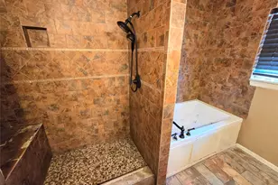 800 N Hamlett St, Athens, TX 75751 - Photo 15