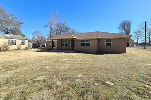 800 N Hamlett St, Athens, TX 75751 - Photo 3