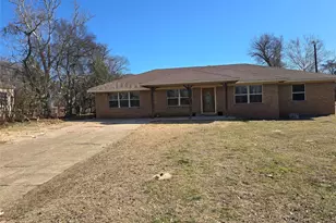 800 N Hamlett St, Athens, TX 75751 - Photo 1