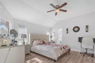 4025 Lamorna Drive, Plano, TX 75093 - Photo 19