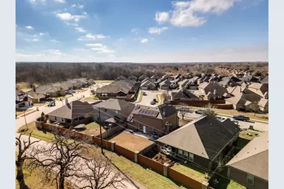 1815 Bersand, Gainesville, TX 76240 - Photo 25