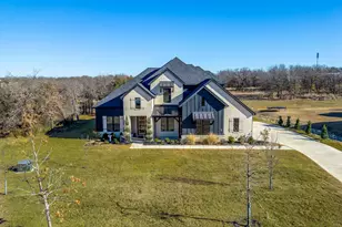 141 Lakeside Dr, Lipan, TX 76462 - Photo 1