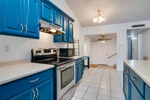 6028 McAfee Dr, The Colony, TX 75056 - Photo 3