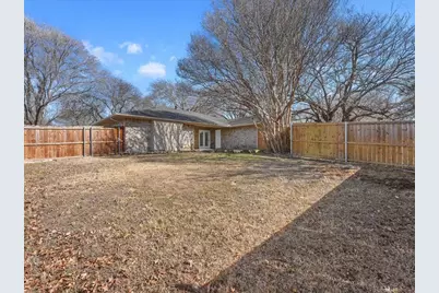 146 Meadowbrook Drive, DeSoto, TX 75115 - Photo 25