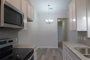 2709 Stratford Ct, Euless, TX 76039 - Photo 3