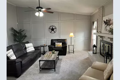 726 Greenhill Lane, Grand Prairie, TX 75052 - Photo 7