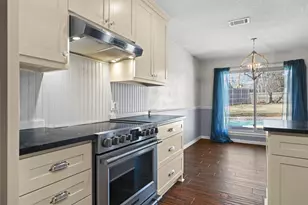 1210 Brookfield Ln, Mansfield, TX 76063 - Photo 11