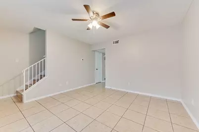 1726 W Sanford Street #D, Arlington, TX 76012 - Photo 3