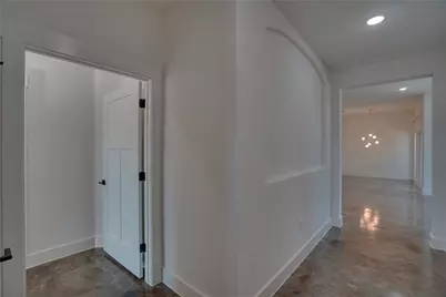 106 Cardinal Woods Court, Granbury, TX 76049 - Photo 17