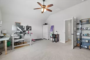703 Oakcrest Dr, Justin, TX 76247 - Photo 27