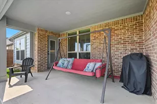 703 Oakcrest Dr, Justin, TX 76247 - Photo 33