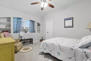 703 Oakcrest Dr, Justin, TX 76247 - Photo 21