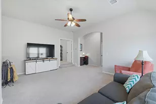 703 Oakcrest Dr, Justin, TX 76247 - Photo 25