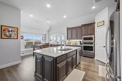 703 Oakcrest Drive, Justin, TX 76247 - Photo 3