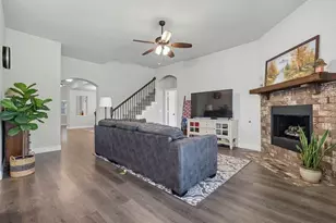 703 Oakcrest Dr, Justin, TX 76247 - Photo 3