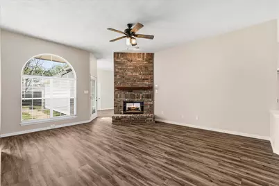 7153 Fox Drive, The Colony, TX 75056 - Photo 7