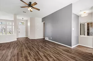 7153 Fox Dr, The Colony, TX 75056 - Photo 9