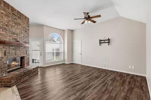 7153 Fox Dr, The Colony, TX 75056 - Photo 13