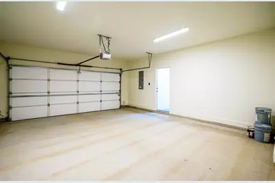 108 Cardinal Woods Court, Granbury, TX 76049 - Photo 35