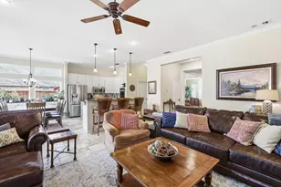 340 Park Valley Dr, Coppell, TX 75019 - Photo 11