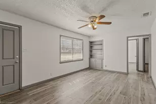 1401 N Rockwall Ave, Terrell, TX 75160 - Photo 5