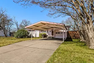 1401 N Rockwall Ave, Terrell, TX 75160 - Photo 3