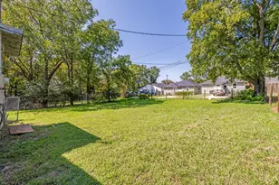 609 E Monterey St, Denison, TX 75021 - Photo 11