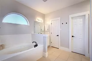 4022 Norwich Dr, Garland, TX 75043 - Photo 21