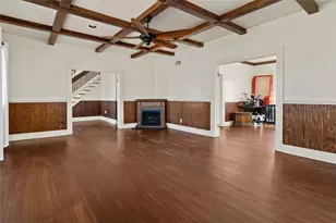 206 S Ave B, Wortham, TX 76693 - Photo 5