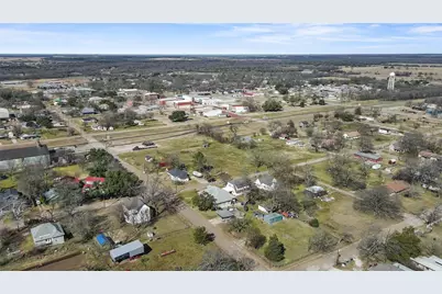 206 S Avenue B, Wortham, TX 76693 - Photo 21