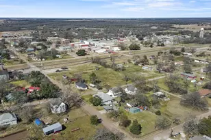 206 S Ave B, Wortham, TX 76693 - Photo 21