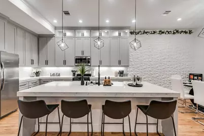 2015 S Ewing Avenue, Dallas, TX 75216 - Photo 5