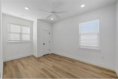 211 Cardinal Woods Court, Granbury, TX 76049 - Photo 7