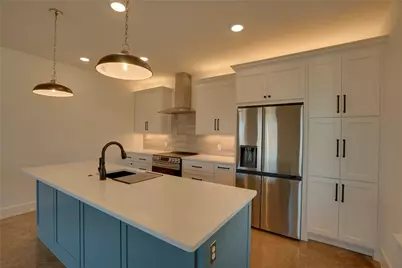 211 Cardinal Woods Court, Granbury, TX 76049 - Photo 3