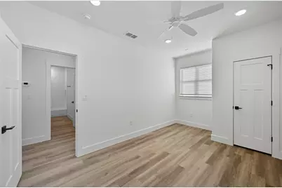 211 Cardinal Woods Court, Granbury, TX 76049 - Photo 11