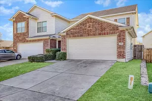 7405 Howling Coyote Ln, Fort Worth, TX 76131 - Photo 3