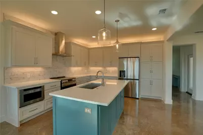 300 Red Bird Ridge, Granbury, TX 76049 - Photo 7