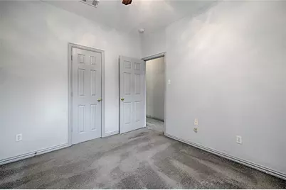 400 Dale Hollow Road, Fort Worth, TX 76103 - Photo 17