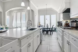 908 Canyon Oak Dr, Euless, TX 76039 - Photo 9