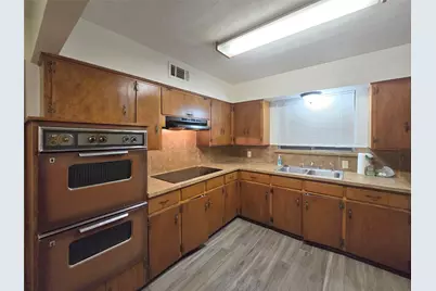 648 Penguin Drive, Dallas, TX 75241 - Photo 15