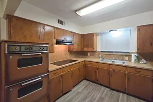 648 Penguin Dr, Dallas, TX 75241 - Photo 15